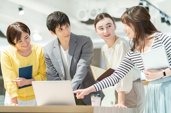 自己愛が優先されると、偏見や脂肪恐怖症といった日々のメッセージが考慮されなくなります。